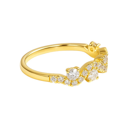 14k Yellow Gold and Lab Grown Diamond Wavy Band (0.65 tcw)
