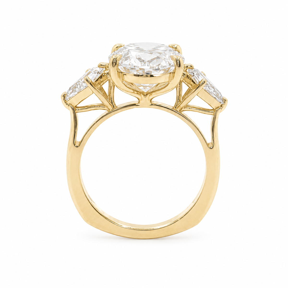 18k Gold 4.09ct Oval Cut Lab Grown Diamond Engagement Ring with 0.50ct Kite Side Stones | F/VS2 | Euro Shank