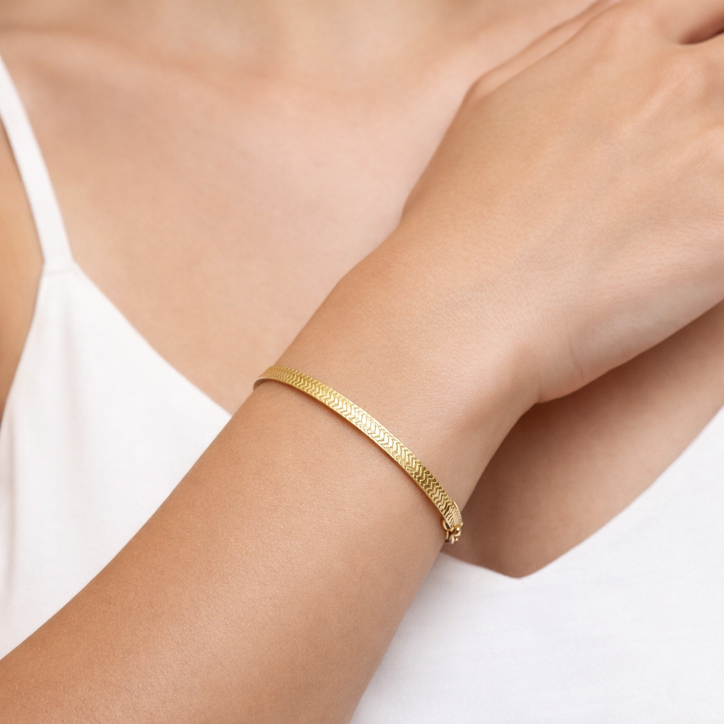 14k Gold 4mm Herringbone Bracelet  | 7"