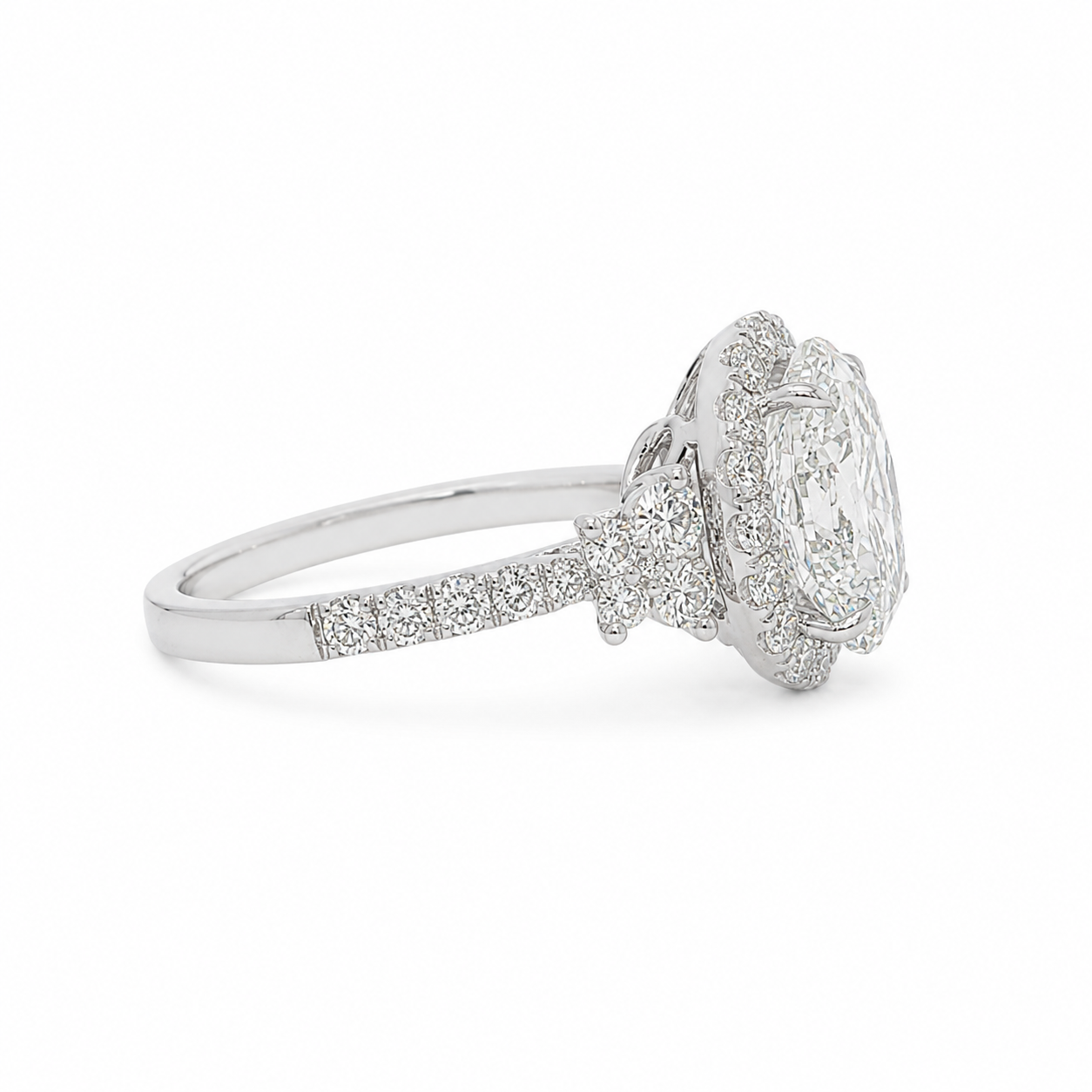 14k White Gold 2.55 Carat Oval Lab-Grown Diamond & Natural Diamond Ring (3.34 TCW) | F/VS2
