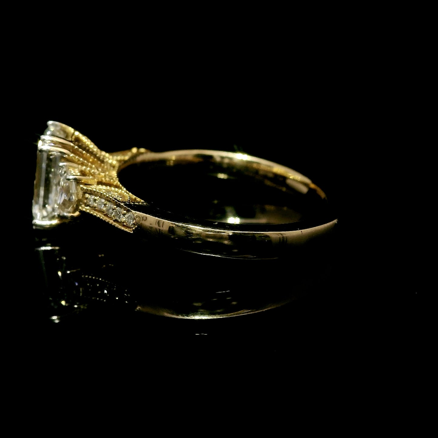 Antique 1.5 Carat Emerald Cut Engagement Ring in 18k Yellow Gold